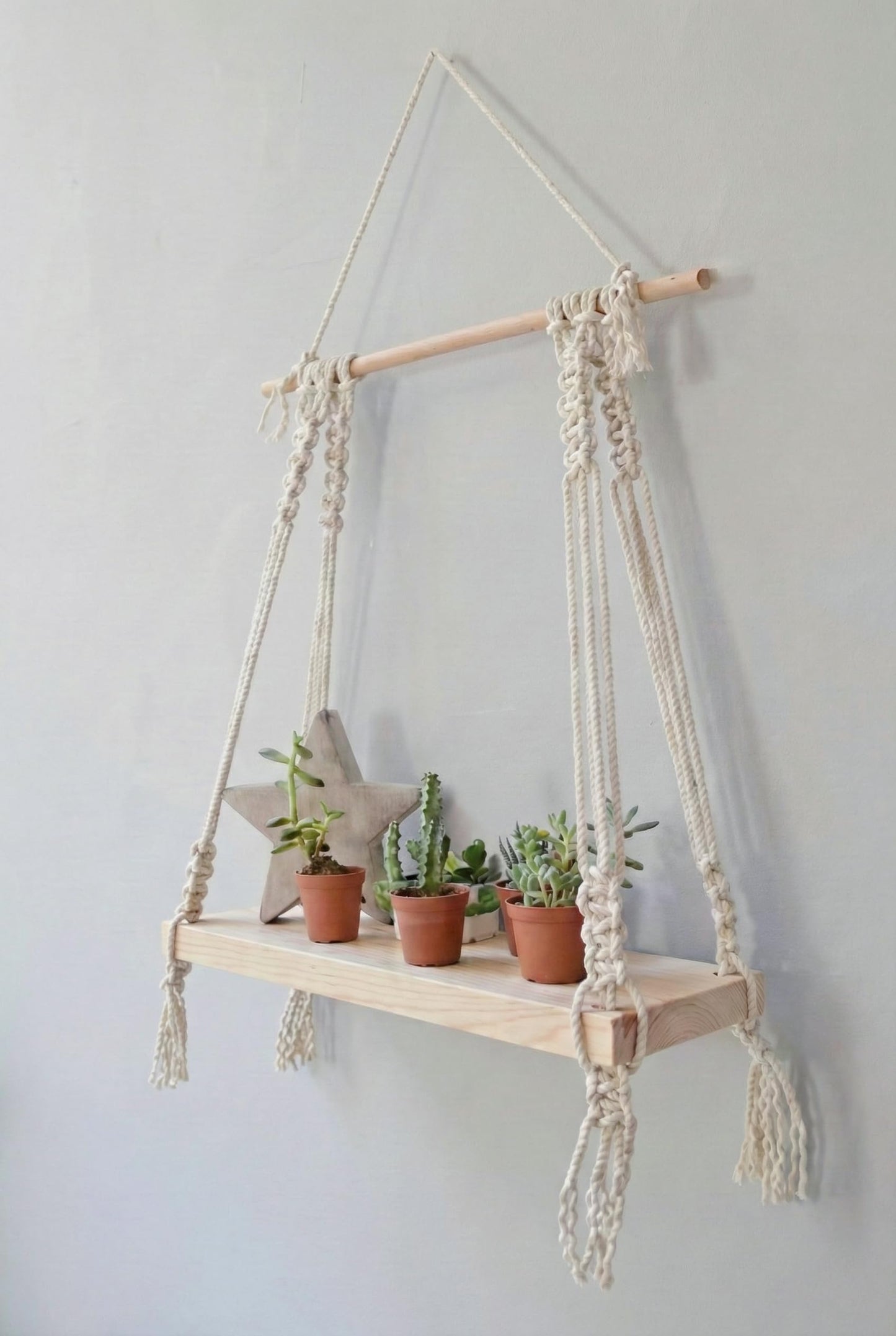 Decazone ® Macrame Wall Hanging Shelf Wood Floating Shelves with Wooden Dowel Modern Chic Woven Decor for Dorm Living Room Nursery Beige 55 x 43 cm (Wall Decor)