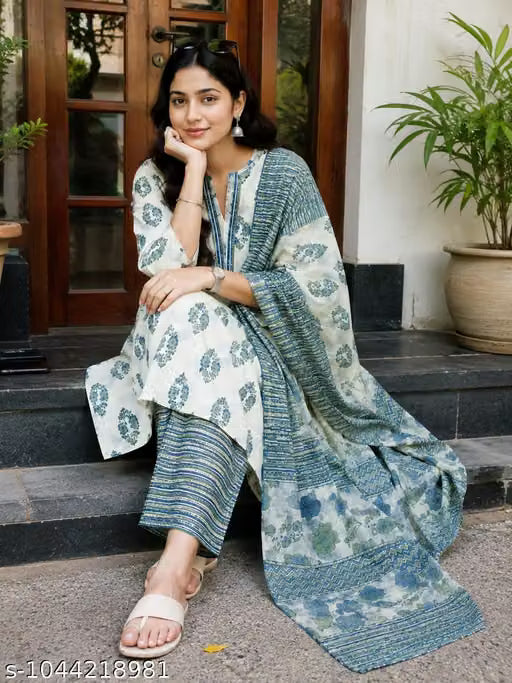 Women’s Cream Floral Printed Cotton Kurta Set with Green Dupatta