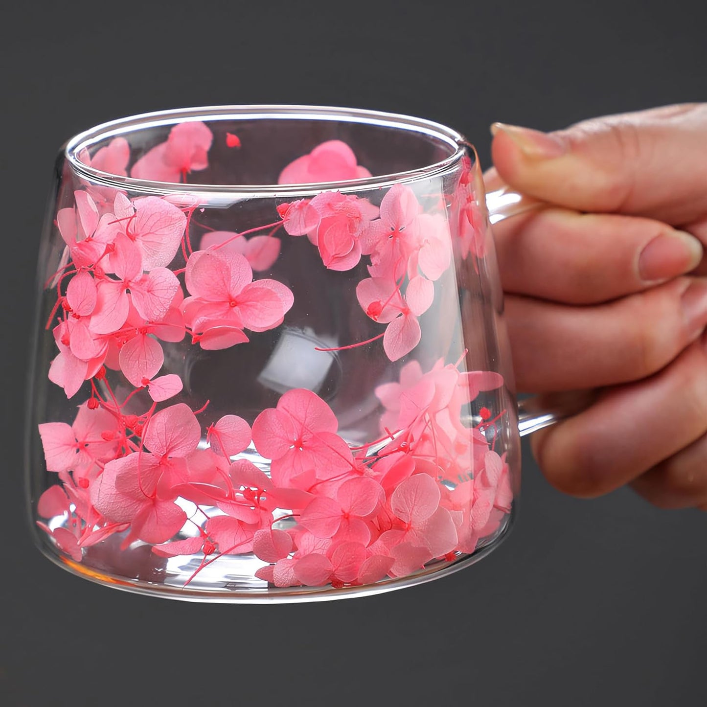 Premium Double-Walled Borosilicate Glass Cup 200ml | Insulated Tea, Coffee & Juice Mug with Dried Pink Flowers