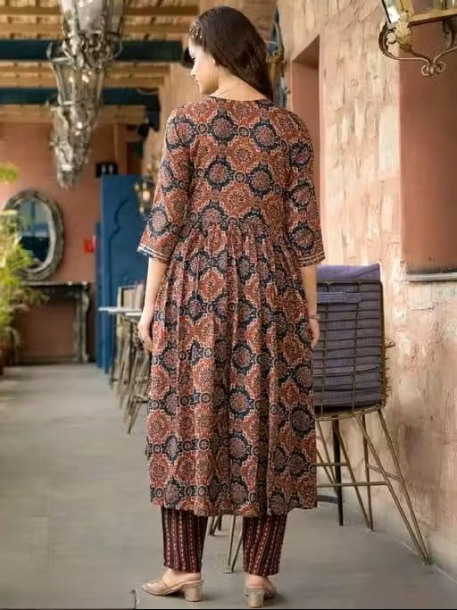 Women's Cotton Blend Anarkali Kurta Set with Dupatta & Bottomwear