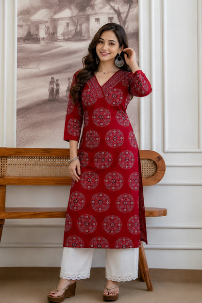Hunaiza Printed Pure Cotton Straight Kurta for Women (Maroon)